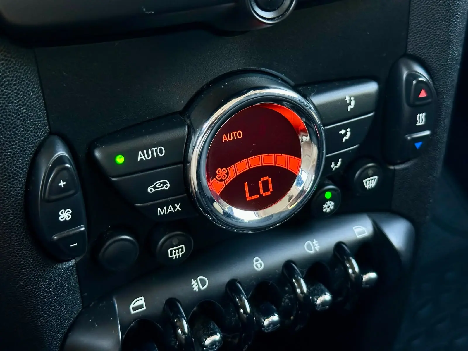 MINI 3 Portas One D 17