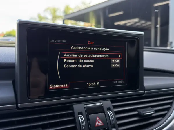 Audi A6 Avant 2.0 TDi Advance S tronic 51