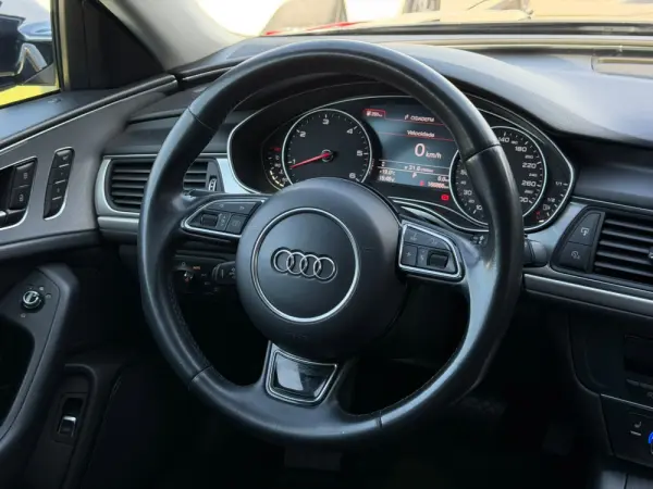 Audi A6 Avant 2.0 TDi Advance S tronic 28