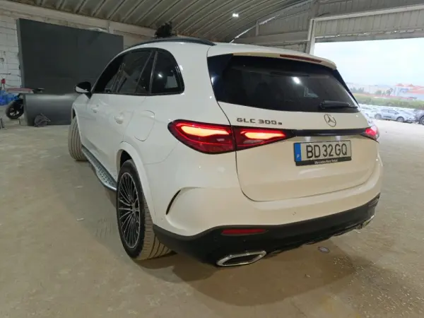 Mercedes-Benz GLC 300 e 4Matic 4