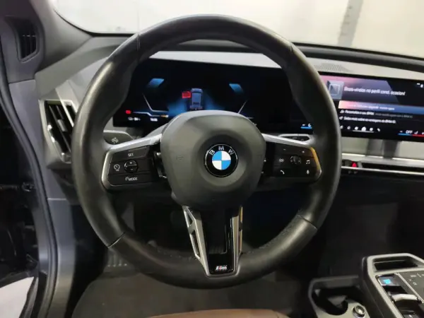 BMW iX xDrive 40 Pack Desportivo 7
