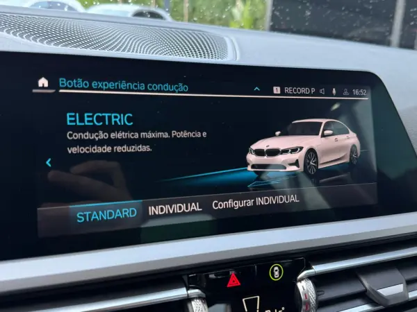 BMW 330 e Corporate Edition Auto 65