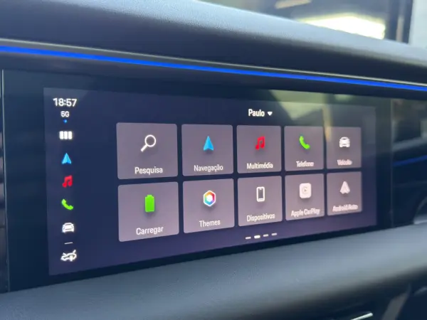 Porsche Macan Electric 4 70
