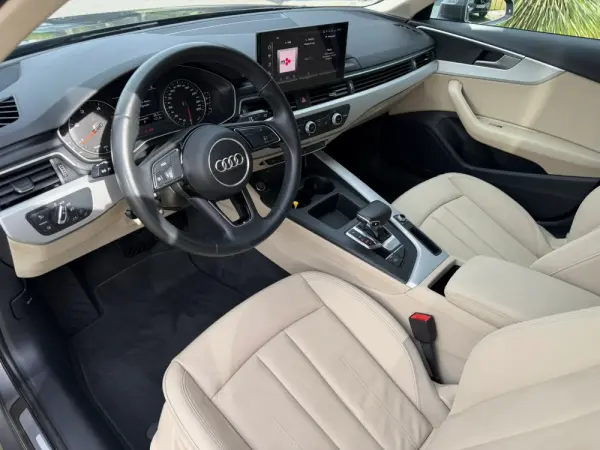 Audi A4 Avant 40 TDI S tronic Advanced 2