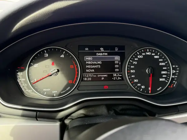 Audi A4 Avant 40 TDI S tronic Advanced 24