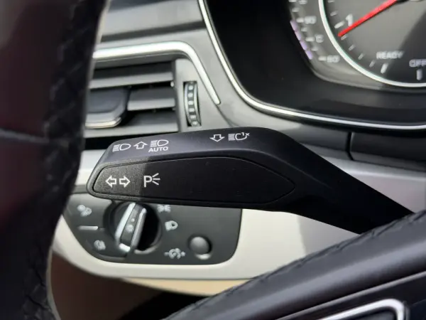 Audi A4 Avant 40 TDI S tronic Advanced 27