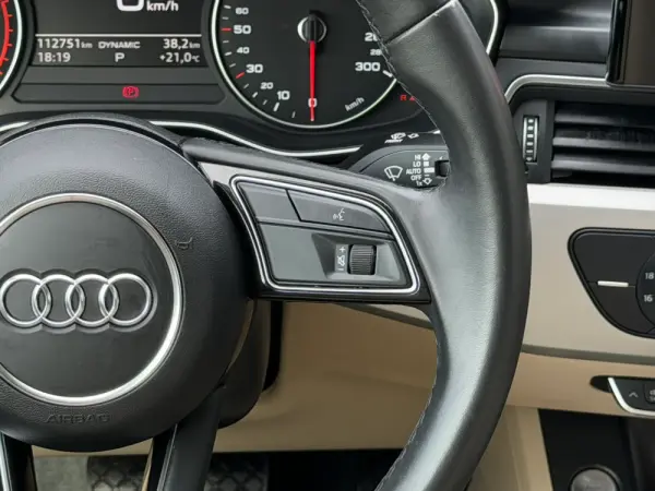 Audi A4 Avant 40 TDI S tronic Advanced 29