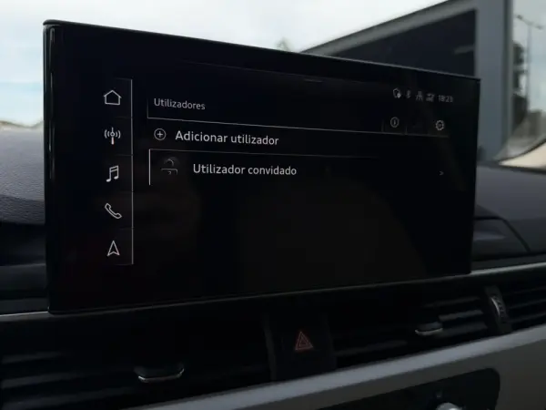 Audi A4 Avant 40 TDI S tronic Advanced 44