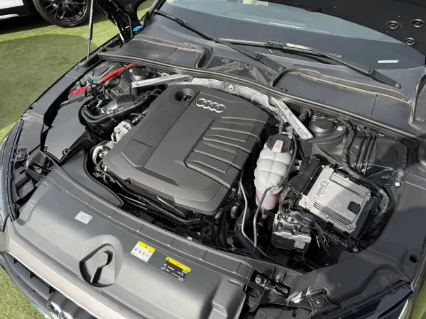 Audi A4 Avant 40 TDI S tronic Advanced 52