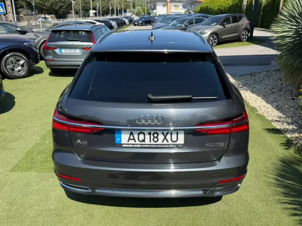Audi A6 Avant 40 TDI Sport S tronic 10
