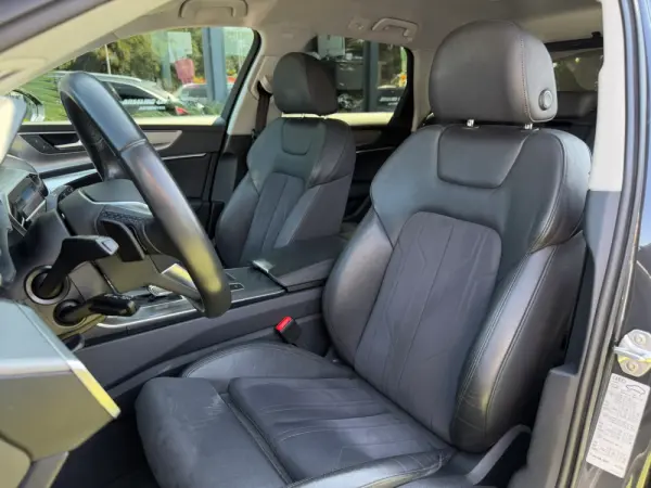 Audi A6 Avant 40 TDI Sport S tronic 13