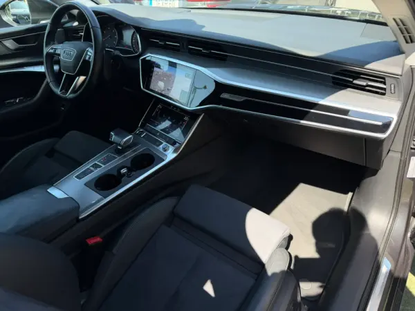 Audi A6 Avant 40 TDI Sport S tronic 16