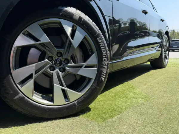 Audi e-tron Sportback 55 quattro S line 3