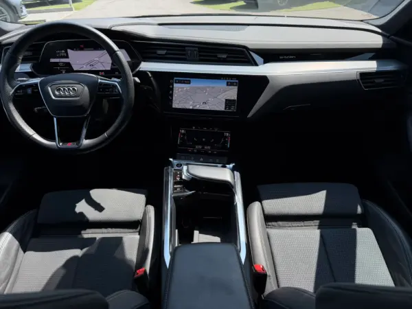 Audi e-tron Sportback 55 quattro S line 23