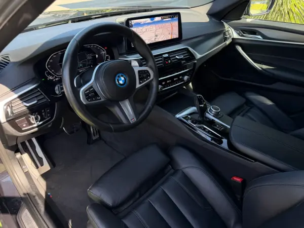 BMW 520 e Pack M 2