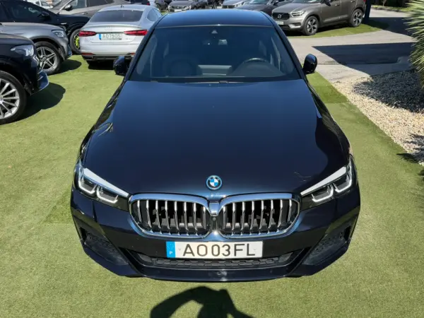 BMW 520 e Pack M 9