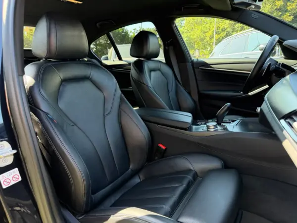 BMW 520 e Pack M 21