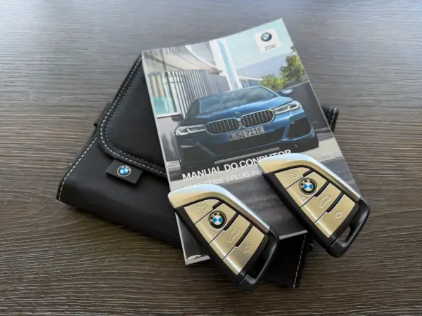 BMW 520 e Pack M 90