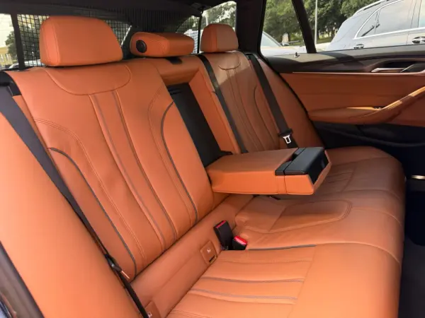 BMW 520 e Pack M 22