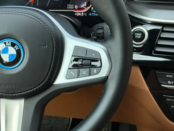 BMW 520 e Pack M 35