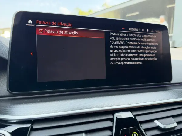 BMW 520 e Pack M 52