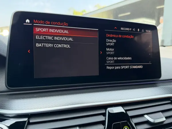 BMW 520 e Pack M 56
