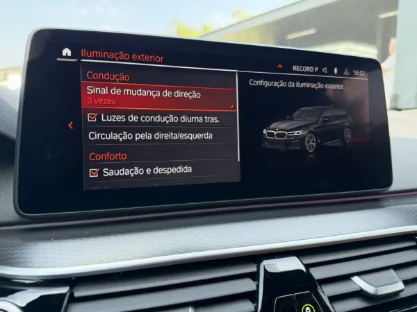 BMW 520 e Pack M 60