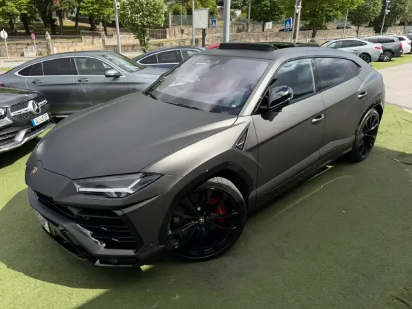 Lamborghini Urus 4.0 V8 8