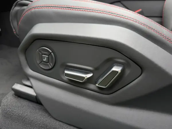 Lamborghini Urus 4.0 V8 22