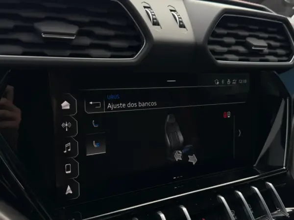 Lamborghini Urus 4.0 V8 64