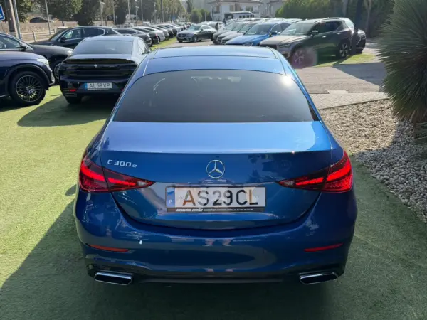 Mercedes-Benz C 300 e AMG Line 14
