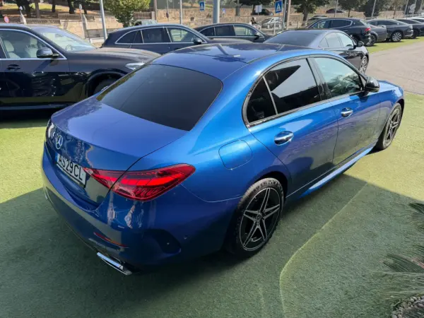 Mercedes-Benz C 300 e AMG Line 13