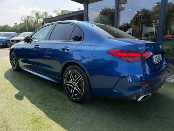 Mercedes-Benz C 300 e AMG Line 15