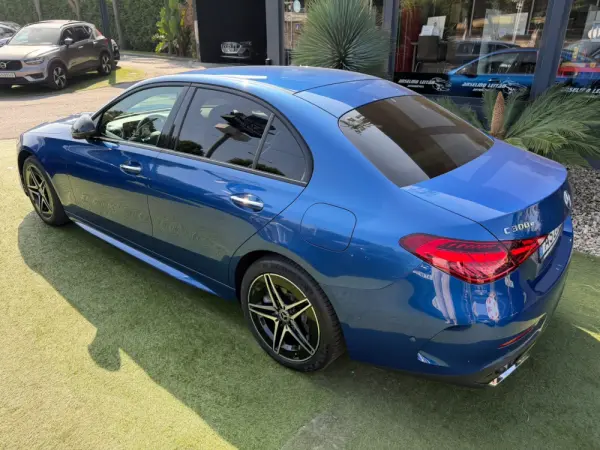 Mercedes-Benz C 300 e AMG Line 16