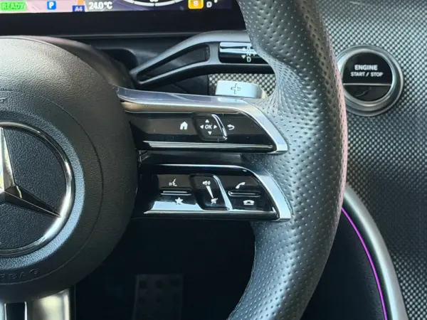 Mercedes-Benz C 300 e AMG Line 34