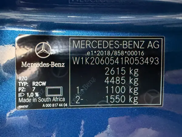 Mercedes-Benz C 300 e AMG Line 80