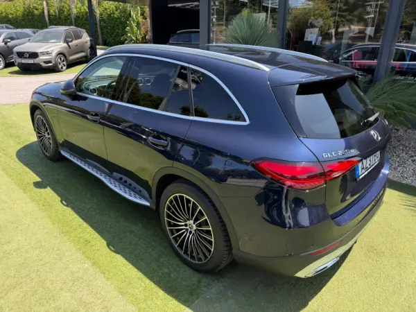 Mercedes-Benz GLC 220 d 4Matic 13