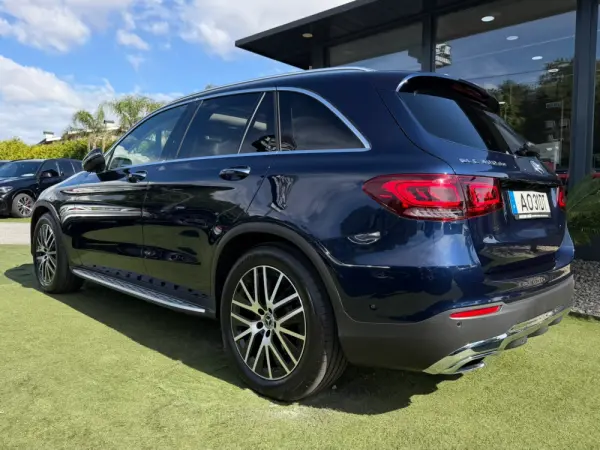 Mercedes-Benz GLC 300 de 4Matic 16