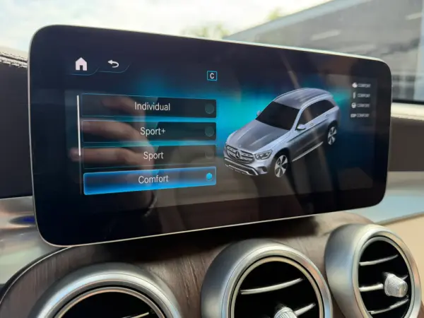 Mercedes-Benz GLC 300 de 4Matic 72