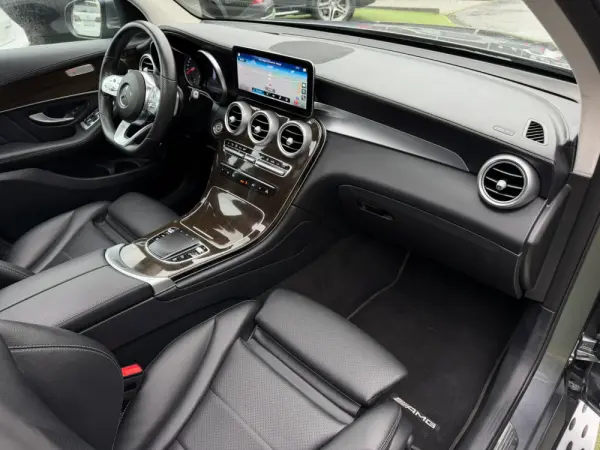 Mercedes-Benz GLC 300 e 4Matic 20