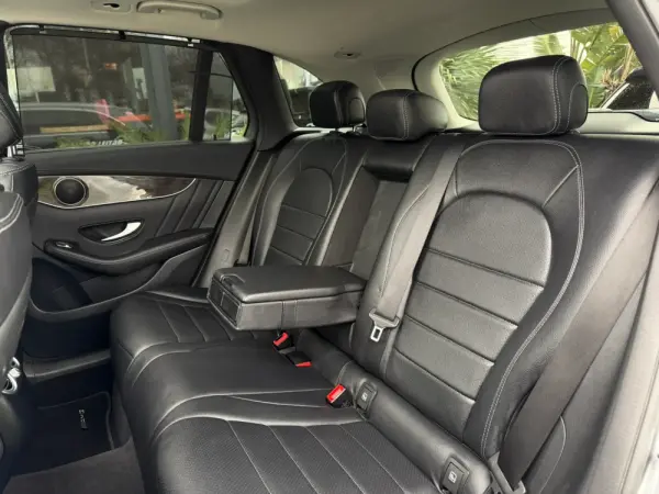 Mercedes-Benz GLC 300 e 4Matic 24