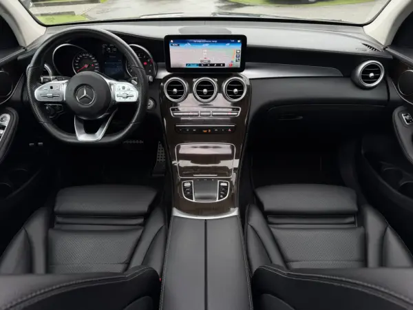 Mercedes-Benz GLC 300 e 4Matic 26