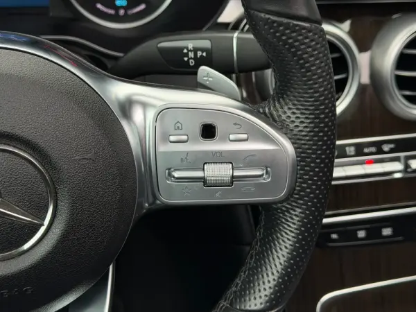 Mercedes-Benz GLC 300 e 4Matic 37