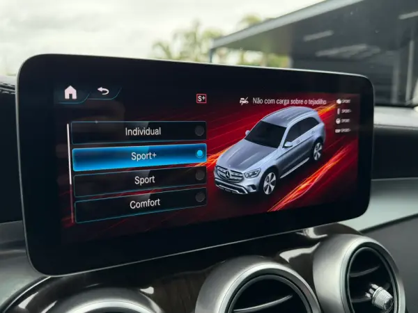Mercedes-Benz GLC 300 e 4Matic 66