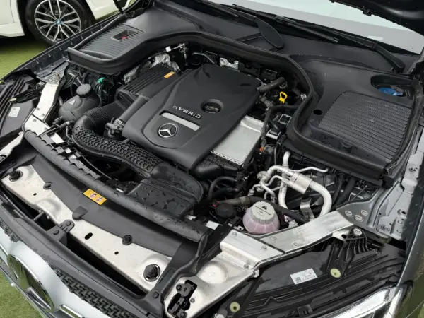 Mercedes-Benz GLC 300 e 4Matic 81