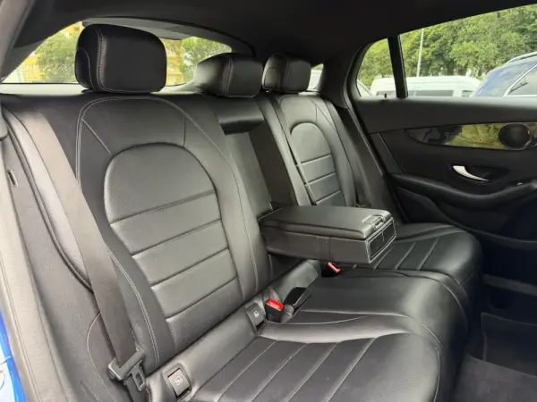 Mercedes-Benz GLC 300 de Coupé 4Matic 21