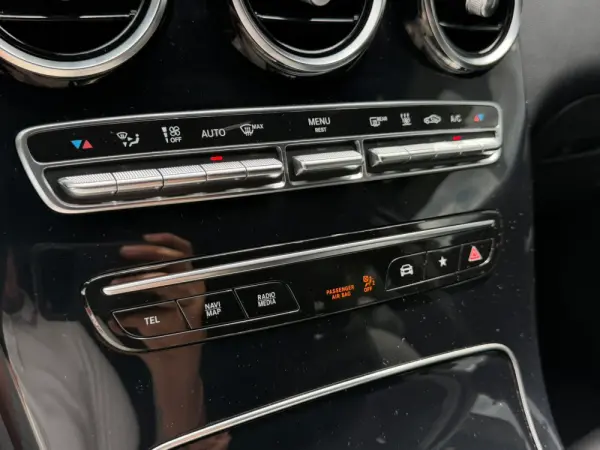 Mercedes-Benz GLC 300 de Coupé 4Matic 66