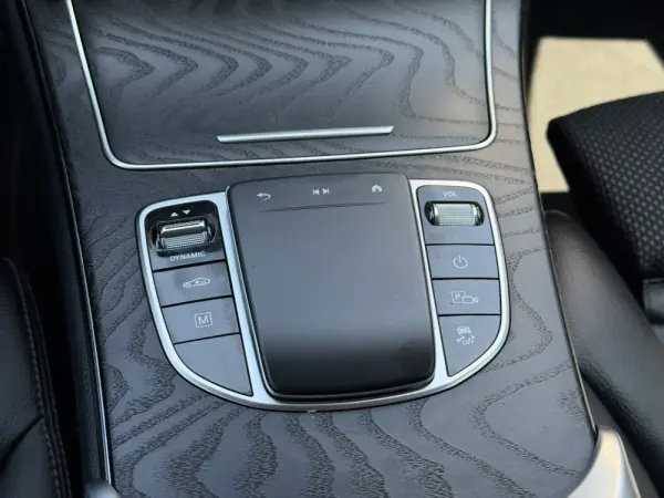 Mercedes-Benz GLC 300 de 4Matic 70