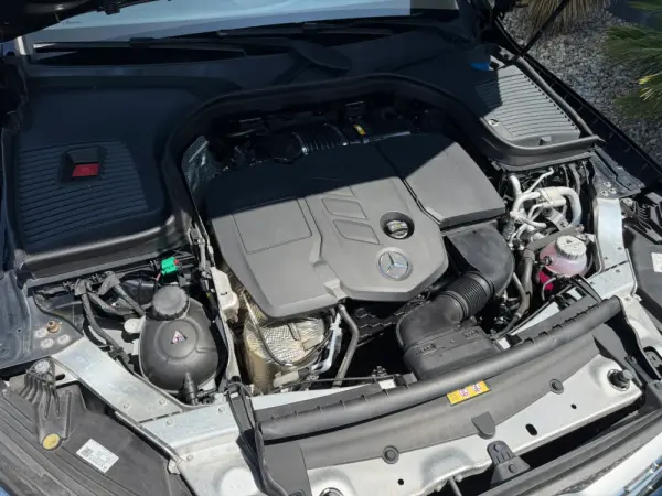 Mercedes-Benz GLC 300 de 4Matic 75