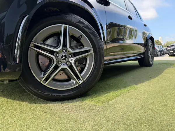 Mercedes-Benz GLE 350 de 4Matic 8